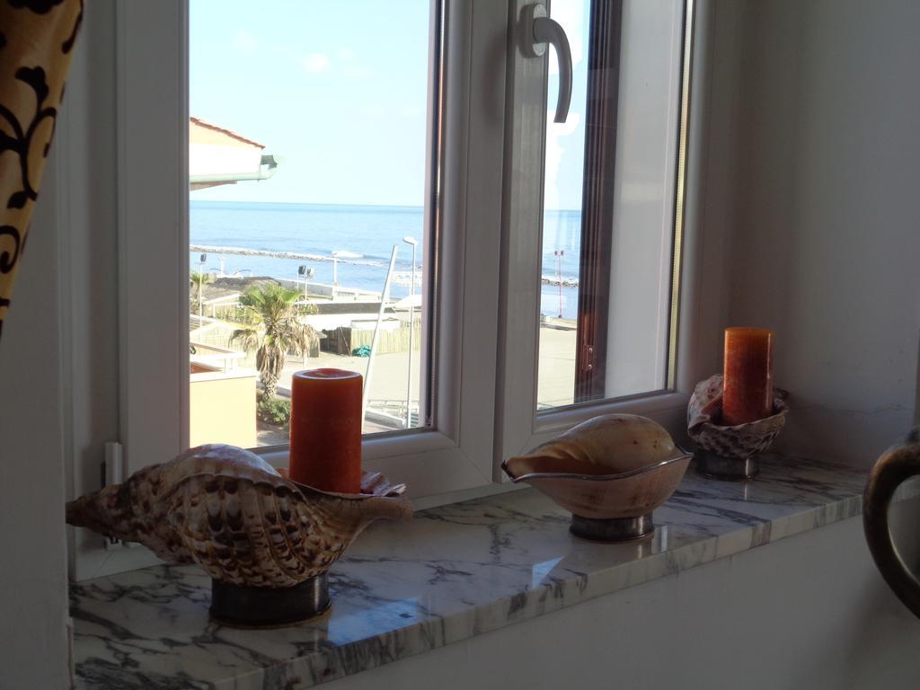 Apartment With Seaview Casa Davidoff Λίντο ντι Όστια Δωμάτιο φωτογραφία